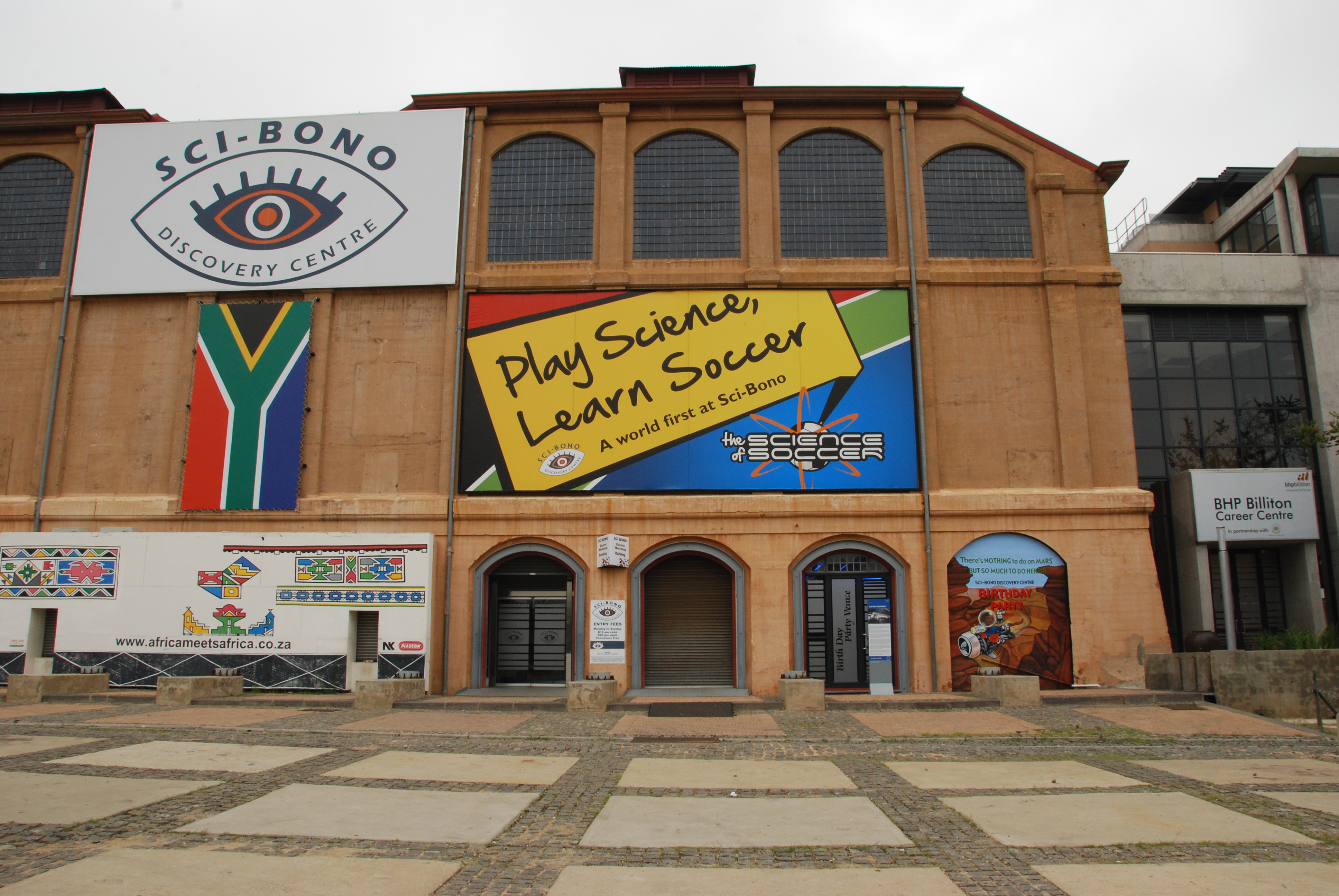 Sci-Bono makes Newtown a hands-on learning stop for Joburg families