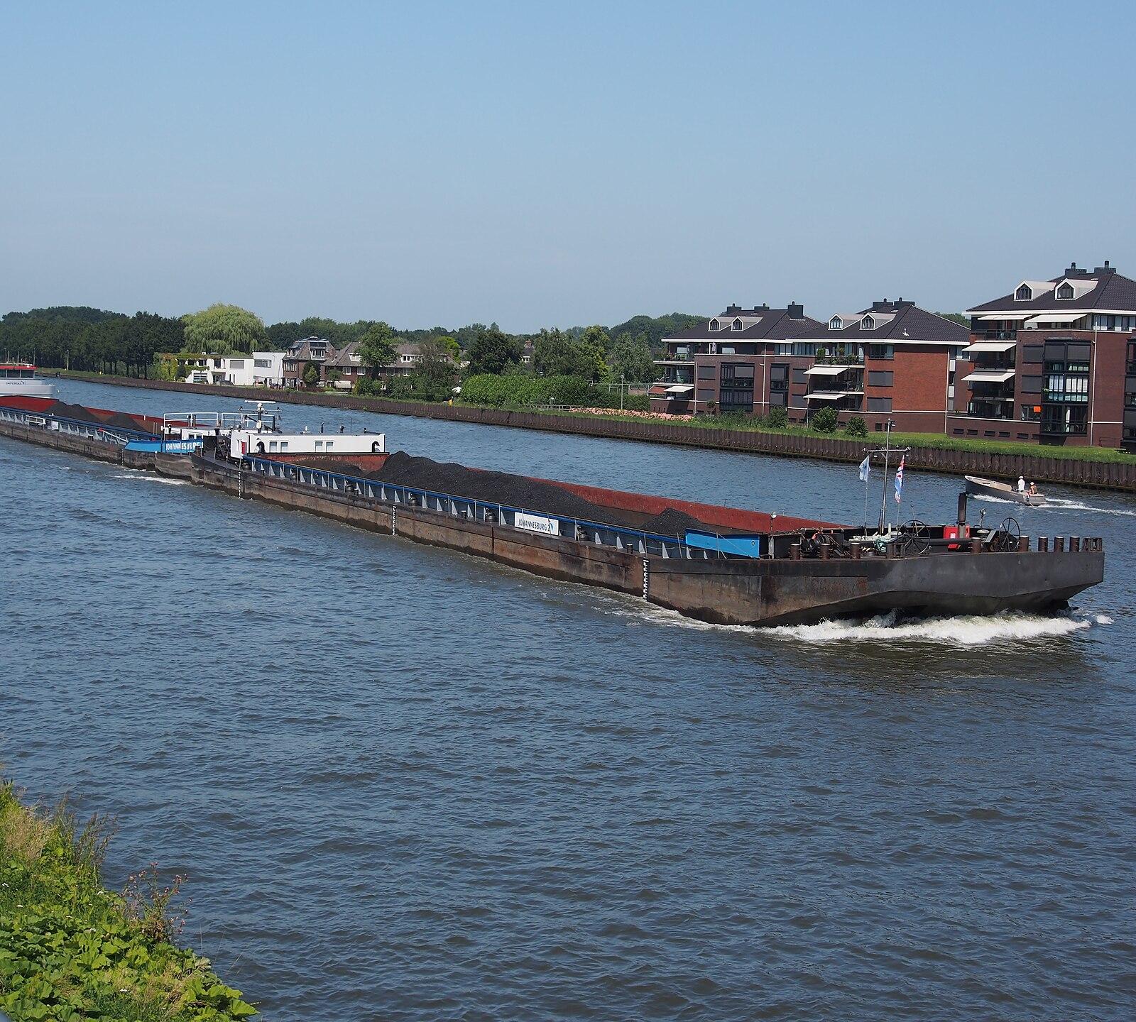 Johannesburg 1 ENI 05501880 & Johannesburg 2 ENI 04032500, Amsterdam Rijn kanaal, pic2